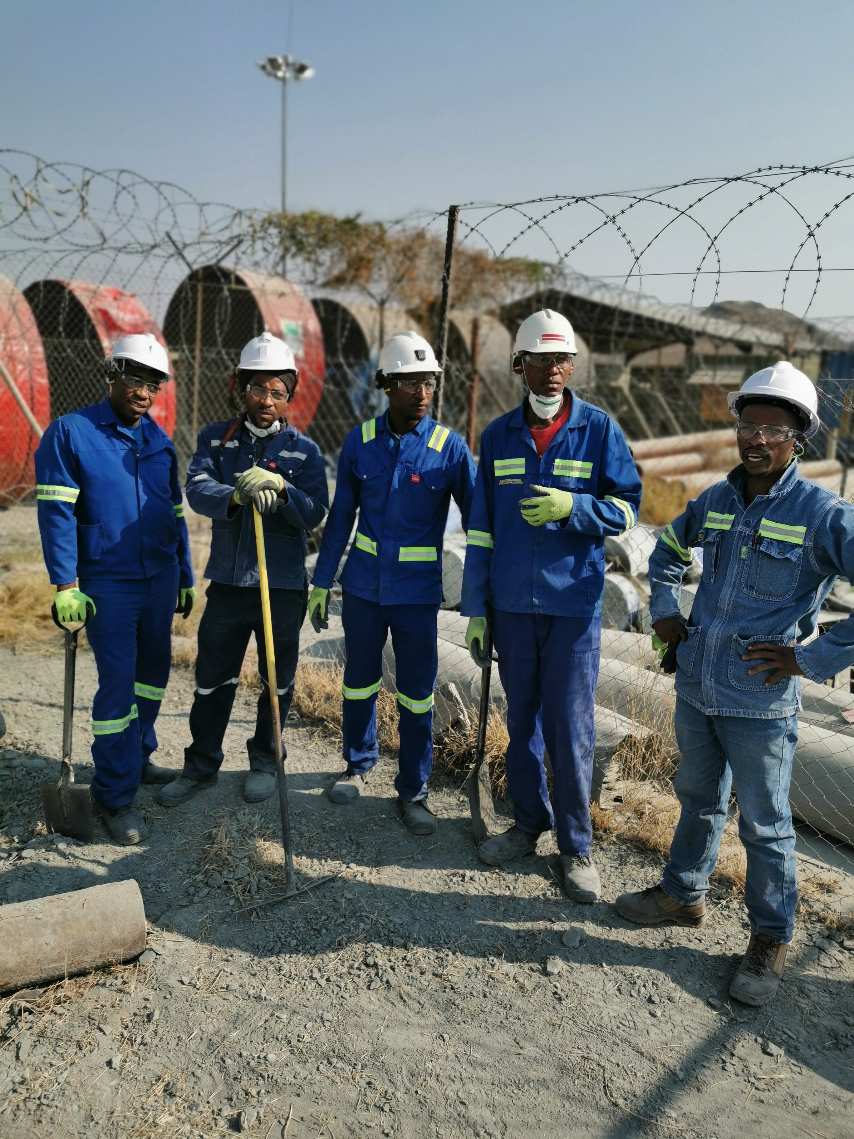 Spillage Cleaning Crew at Pilanesburg Platinum Mines Spillage Cleaning Crew at Pilanesburg Platinum Mines